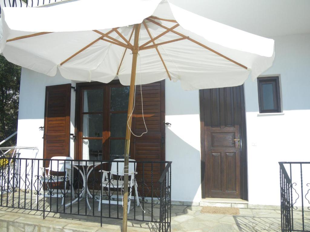 Villa Frideriki Agia Paraskevi  Zimmer foto